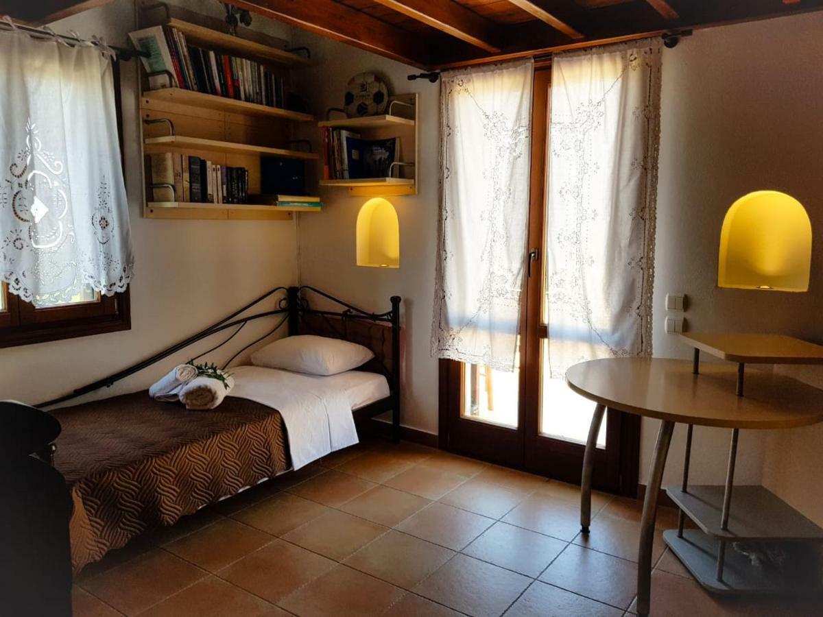 Sunshine House For 9, Cozy Set Up,Verandas, Sea View. Karterados  Exterior foto